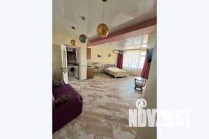 1-к квартира, посуточно, 42м2, 5/8 этаж