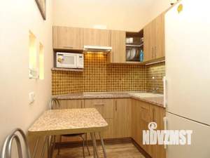 1-к квартира, посуточно, 30м2, 3/9 этаж