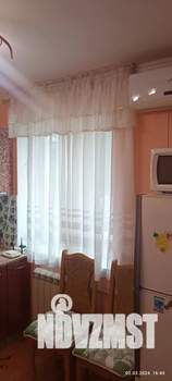 Студия квартира, посуточно, 35м2, 3/3 этаж