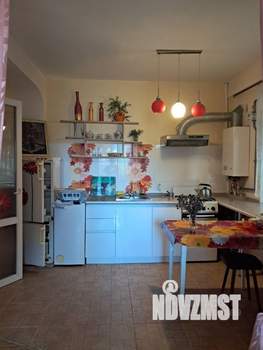 Студия квартира, на длительный срок, 32м2, 1/2 этаж