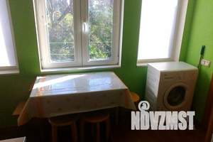1-к квартира, посуточно, 44м2, 3/3 этаж