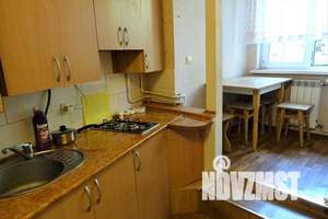 2-к квартира, посуточно, 44м2, 2/2 этаж