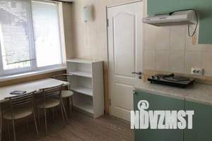 2-к квартира, посуточно, 40м2, 1/2 этаж