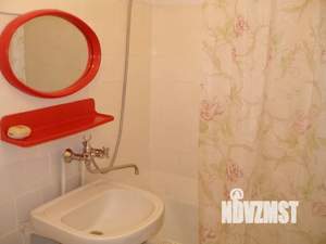 1-к квартира, посуточно, 32м2, 2/5 этаж