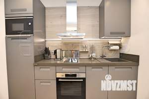 1-к квартира, посуточно, 48м2, 10/18 этаж