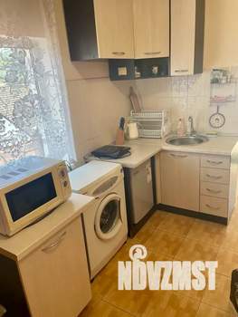 Студия квартира, посуточно, 20м2, 1/1 этаж