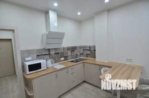 Студия квартира, посуточно, 40м2, 4/7 этаж
