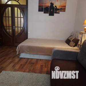 2-к квартира, посуточно, 40м2, 1/2 этаж