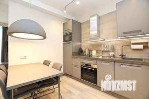 Студия квартира, посуточно, 48м2, 10/18 этаж