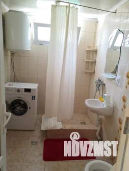 2-к квартира, посуточно, 40м2, 1/2 этаж