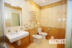 Студия квартира, посуточно, 65м2, 2/19 этаж