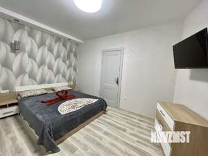 1-к квартира, посуточно, 35м2, 1/2 этаж