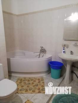 1-к квартира, посуточно, 42м2, 1/2 этаж