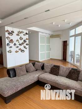 5-к квартира, посуточно, 250м2, 2/4 этаж