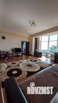 2-к квартира, посуточно, 80м2, 1/10 этаж