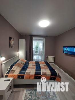 Студия квартира, посуточно, 30м2, 1/4 этаж