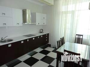 2-к квартира, посуточно, 170м2, 1/1 этаж