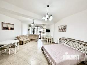 Студия квартира, посуточно, 68м2, 6/12 этаж