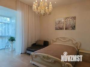 1-к квартира, посуточно, 33м2, 3/3 этаж