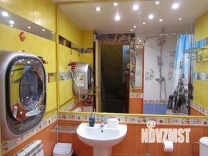 4-к квартира, посуточно, 90м2, 3/3 этаж