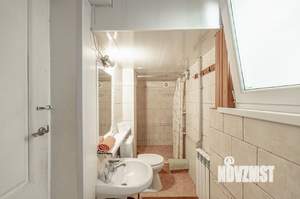 2-к квартира, посуточно, 18м2, 1/3 этаж
