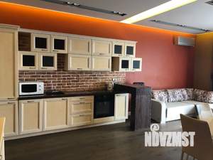 Студия квартира, посуточно, 45м2, 2/9 этаж