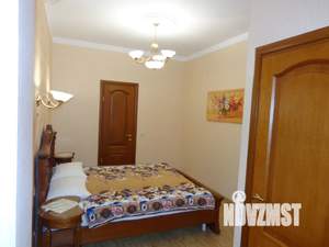 3-к квартира, посуточно, 130м2, 3/6 этаж