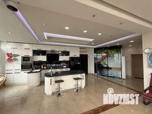 2-к квартира, посуточно, 120м2, 5/5 этаж