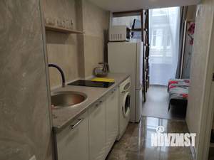 Студия квартира, посуточно, 20м2, 2/5 этаж