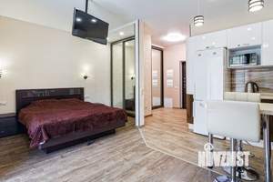 Студия квартира, посуточно, 45м2, 8/20 этаж