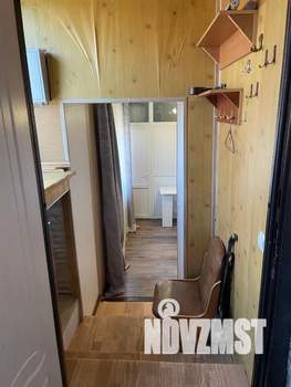 Студия квартира, посуточно, 38м2, 2/2 этаж