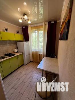 1-к квартира, посуточно, 30м2, 4/4 этаж