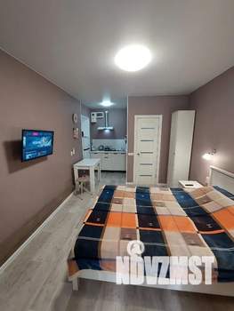 Студия квартира, посуточно, 30м2, 1/4 этаж