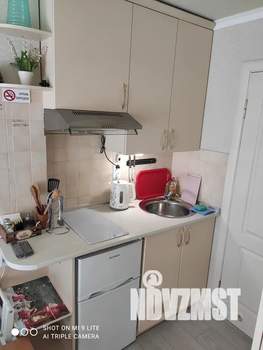 Студия квартира, посуточно, 13м2, 1/2 этаж