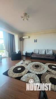 2-к квартира, посуточно, 80м2, 1/10 этаж