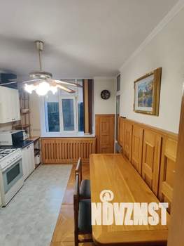 4-к квартира, посуточно, 250м2, 4/5 этаж