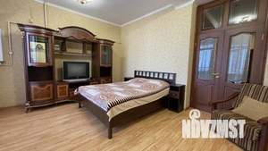 2-к квартира, посуточно, 75м2, 1/1 этаж