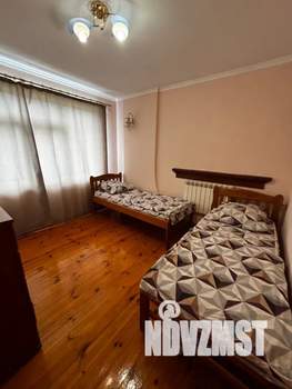 3-к квартира, посуточно, 80м2, 2/2 этаж