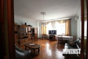 3-к квартира, на длительный срок, 110м2, 4/4 этаж