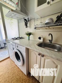 Студия квартира, посуточно, 30м2, 1/2 этаж