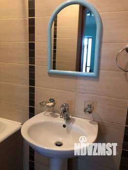 1-к квартира, посуточно, 35м2, 1/2 этаж