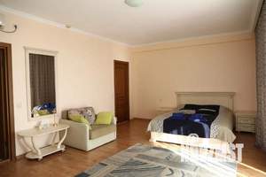 1-к квартира, посуточно, 52м2, 1/1 этаж