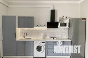 1-к квартира, посуточно, 35м2, 6/9 этаж