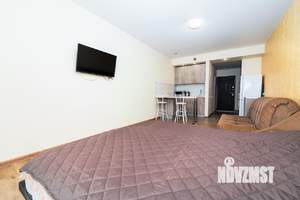 Студия квартира, посуточно, 32м2, 13/18 этаж