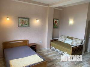Студия квартира, посуточно, 42м2, 4/9 этаж