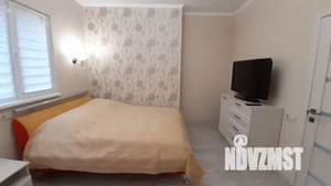 1-к квартира, посуточно, 40м2, 3/3 этаж