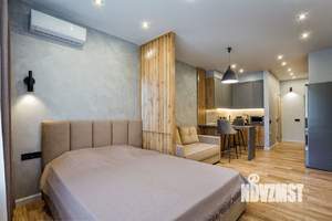 Студия квартира, посуточно, 35м2, 7/18 этаж