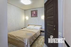 Студия квартира, посуточно, 40м2, 1/10 этаж