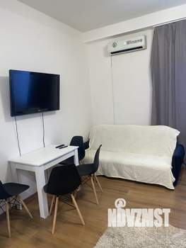 Студия квартира, посуточно, 35м2, 2/2 этаж