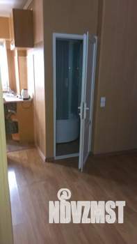 Студия квартира, посуточно, 30м2, 3/3 этаж